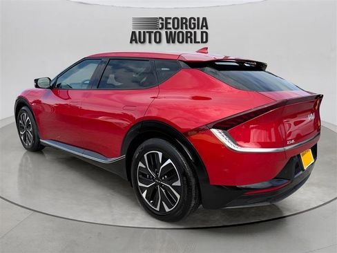 Used 2022 Kia EV6 Wind RWD image 12