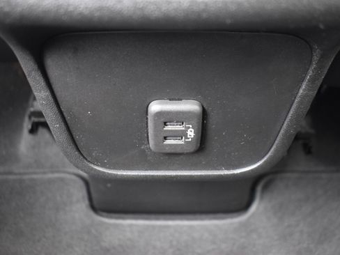 Used 2022 Chevrolet Equinox LS w/ LS Convenience Package FWD image 25