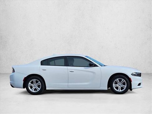 Used 2023 Dodge Charger SXT image 4