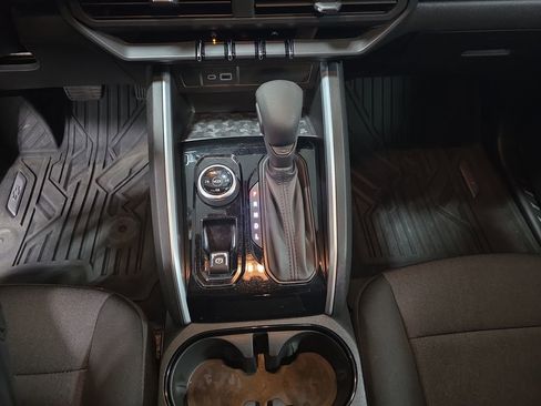 Used 2023 Chevrolet Colorado Trail Boss w/ Technology Package image 21