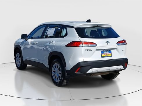 Used 2022 Toyota Corolla Cross L image 5
