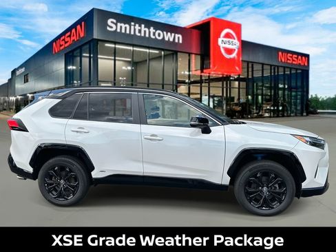 Used 2022 Toyota RAV4 XSE image 6