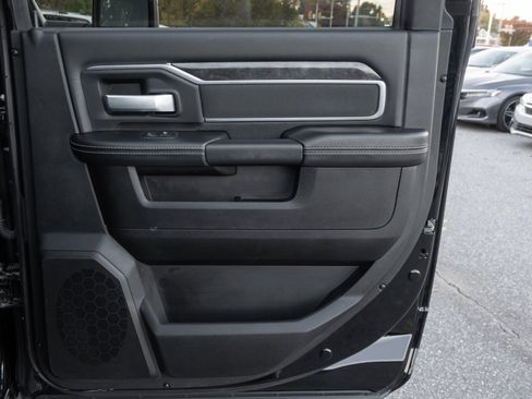 Used 2024 RAM 2500 Big Horn w/ Bed Utility Group image 32