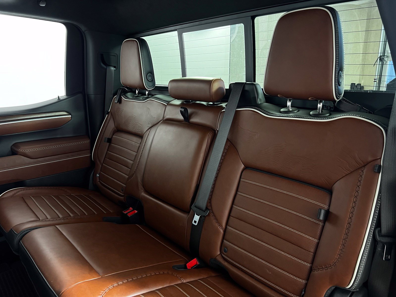 Used 2025 GMC Sierra 1500 Denali Ultimate AWD/4WD image 25
