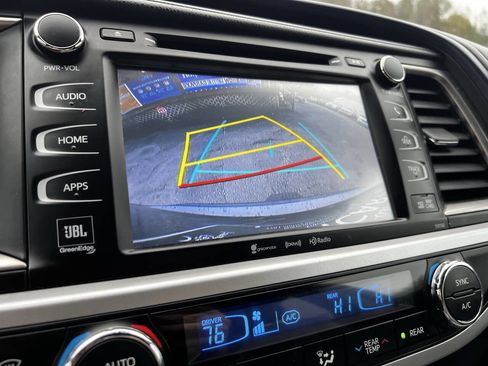 Used 2016 Toyota Highlander Limited Platinum image 28