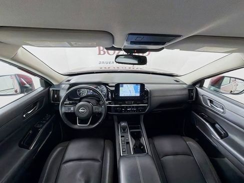 Used 2022 Nissan Pathfinder SL FWD image 30