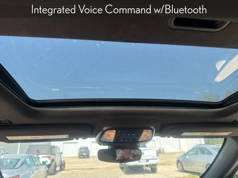 Used 2024 Dodge Durango GT image 12