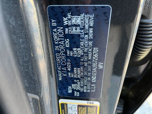 Used 2025 Kia Soul LX w/ LX Technology Package image 23