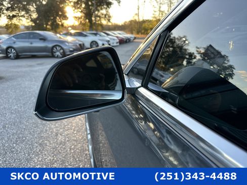 Used 2018 Tesla Model 3 Long Range image 10