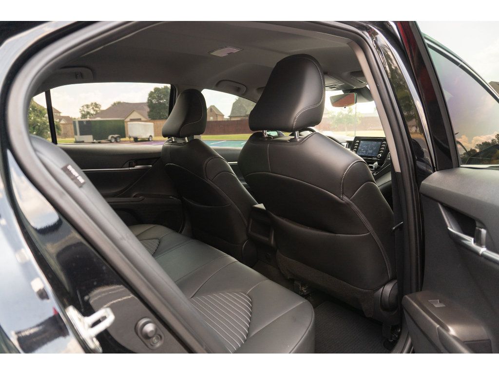 Used 2024 Toyota Camry SE FWD image 16