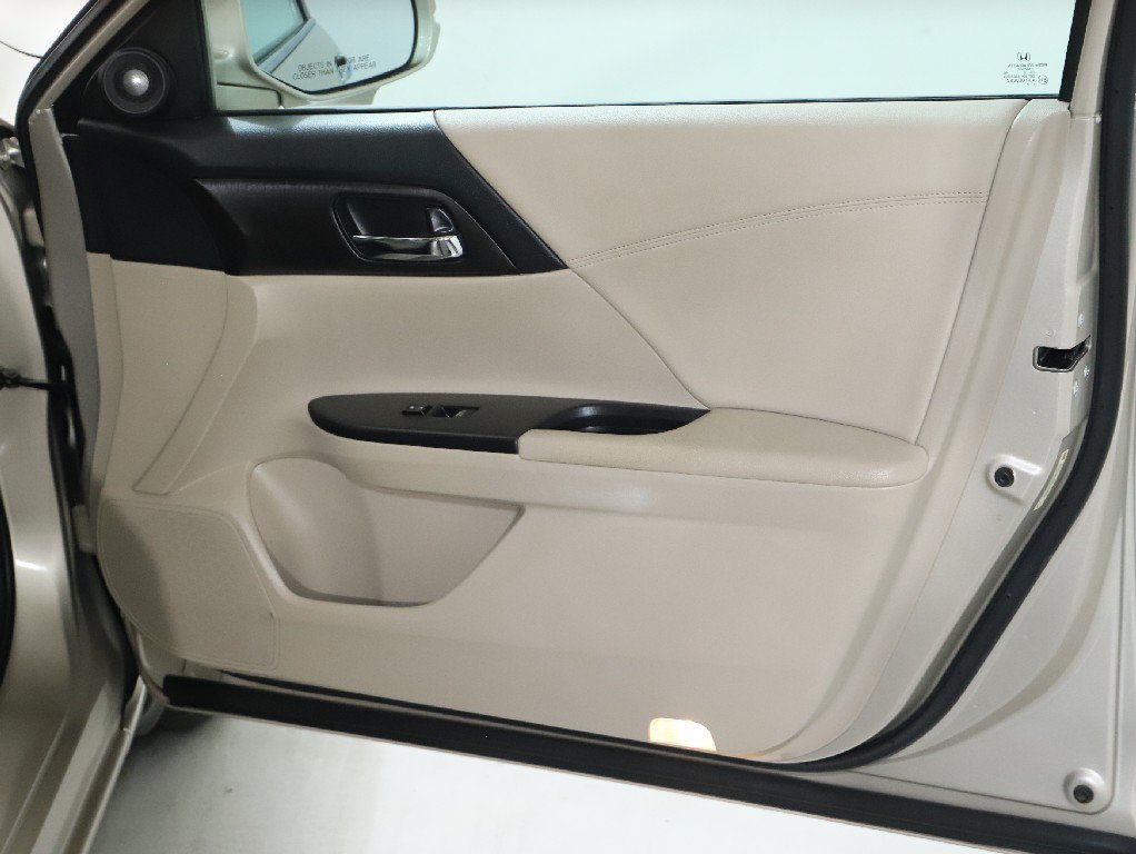 Used 2013 Honda Accord EX-L image 34
