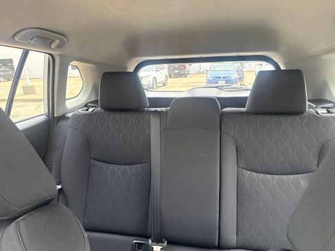 Used 2024 Toyota Corolla Cross LE FWD image 12