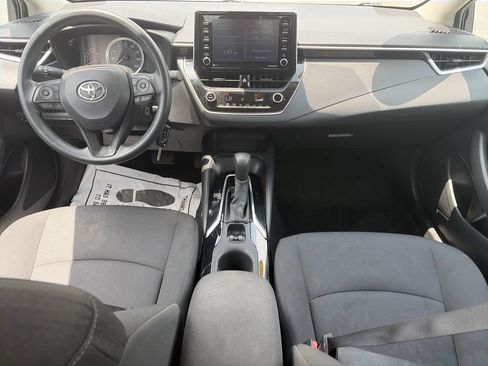 Used 2021 Toyota Corolla LE FWD image 14