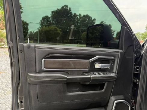 Used 2023 RAM 2500 Laramie w/ Night Edition AWD/4WD image 17