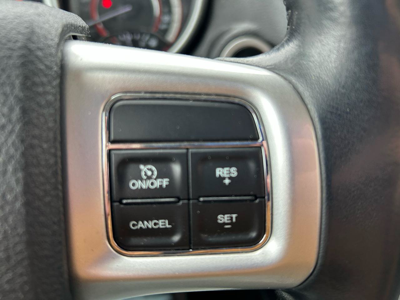 Used 2018 Dodge Journey SE FWD image 20