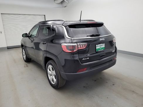 Used 2018 Jeep Compass Latitude w/ Safe & Security Group AWD/4WD image 5