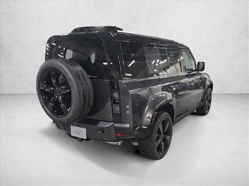 New 2026 Land Rover Defender 110 X-Dynamic SE AWD/4WD image 5