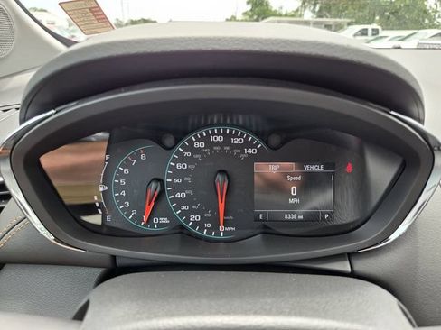 Used 2022 Chevrolet Trax LT AWD/4WD image 27
