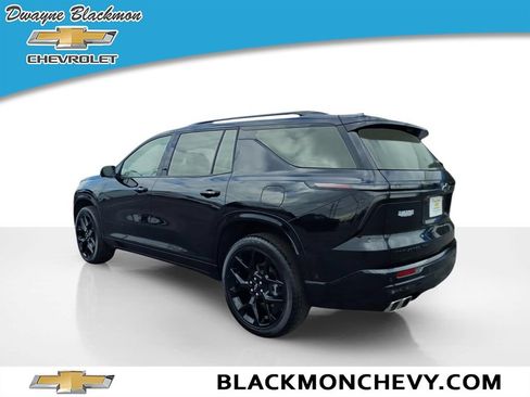 Used 2024 Chevrolet Traverse RS w/ LPO, Floor Liner Package AWD/4WD image 5