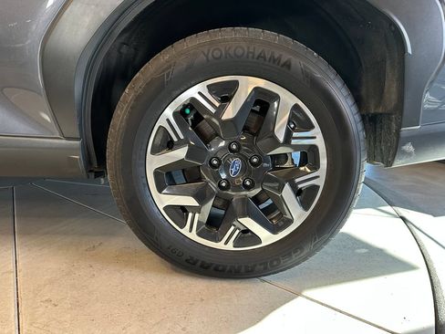 Used 2025 Subaru Forester AWD/4WD image 25