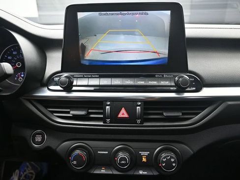 Used 2020 Kia Forte GT-Line w/ GT-Line Premium Package FWD image 12