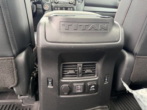 Used 2023 Nissan Titan PRO-4X w/ Pro-4x Convenience Package AWD/4WD image 49