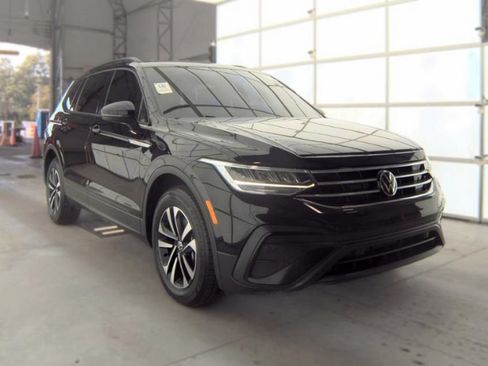 Used 2023 Volkswagen Tiguan S w/ Driver Assistance Package FWD image 4