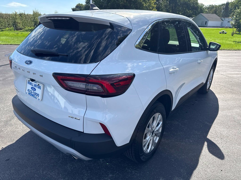 Used 2023 Ford Escape Active AWD/4WD image 10