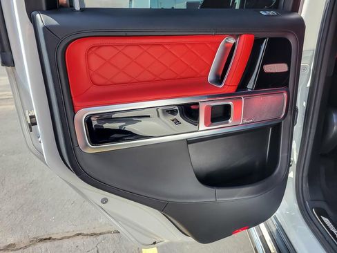 Used 2022 Mercedes-Benz G 63 AMG 4MATIC image 19