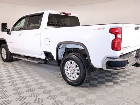 Used 2024 Chevrolet Silverado 3500 LT image 21
