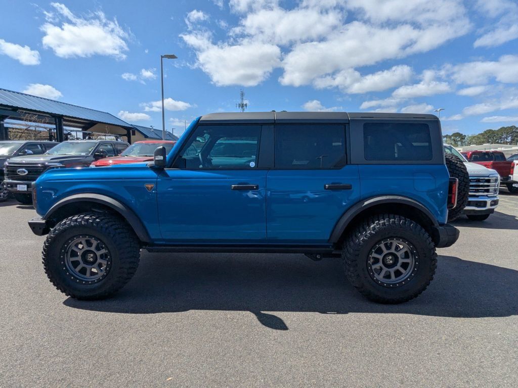 New 2025 Ford Bronco Badlands AWD/4WD image 7