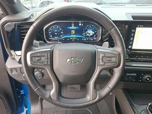 Used 2023 Chevrolet Silverado 1500 ZR2 image 23