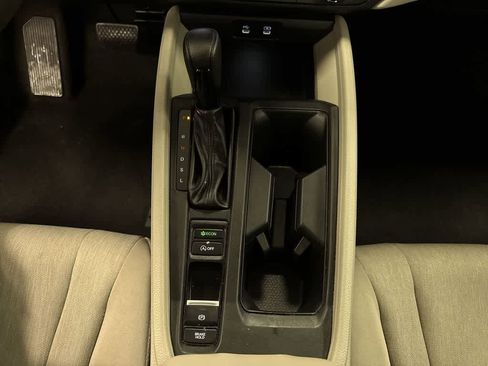 Used 2023 Honda Accord LX image 28