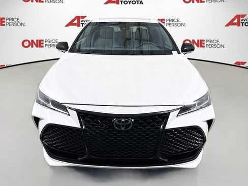 Certified 2020 Toyota Avalon Touring w/ Advanced Safety Package FWD image 2