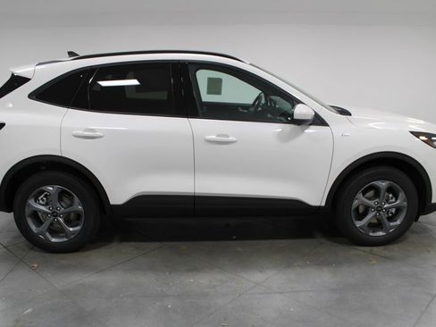 New 2026 Ford Escape ST-Line Select w/ Tech Pack #2 image 10