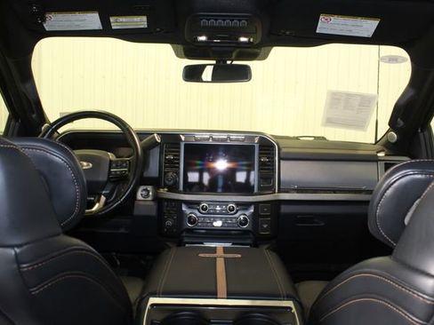 Used 2024 Ford F250 Platinum w/ Tremor Off-Road Package AWD/4WD image 20