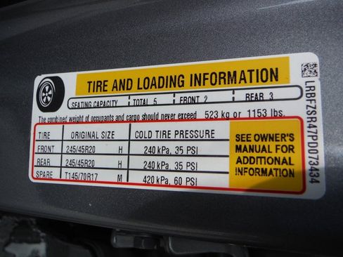 Used 2023 Buick Envision Avenir AWD/4WD image 53