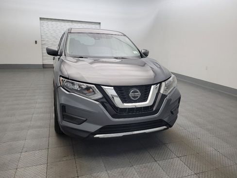 Used 2020 Nissan Rogue S FWD image 14