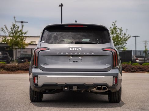 Used 2024 Kia Telluride SX Prestige w/ Towing Package AWD/4WD image 6