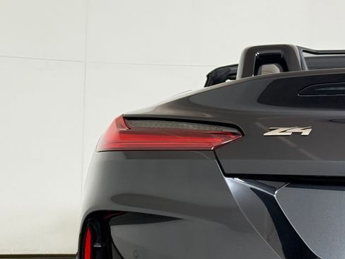 Used 2026 BMW Z4 M40i w/ Premium Package image 40