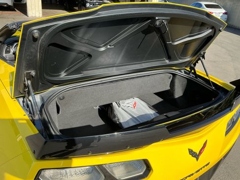 Used 2016 Chevrolet Corvette Z06 w/ 2LZ Preferred Equipment Group RWD image 22