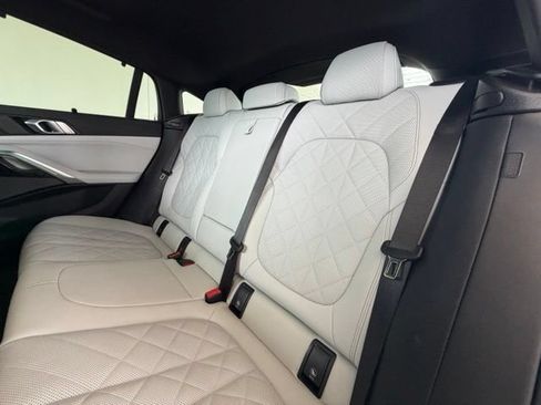 Used 2024 BMW X6 xDrive40i w/ Executive Package AWD/4WD image 29