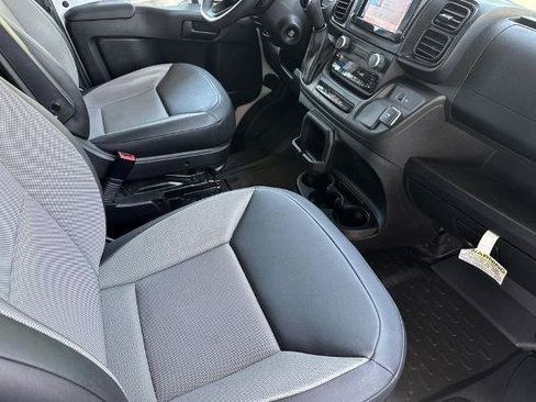 Used 2024 RAM ProMaster 2500 w/ Convenience Group FWD image 22
