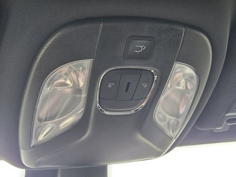 Certified 2025 Jeep Compass Trailhawk w/ Trailhawk Elite Group AWD/4WD image 32