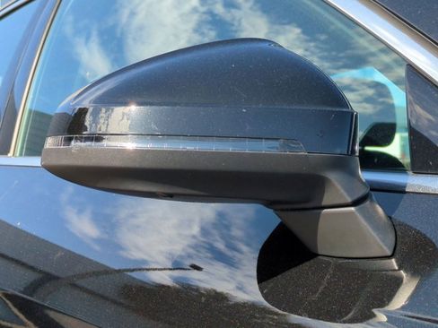 Used 2024 Audi A4 2.0T Premium Plus image 11