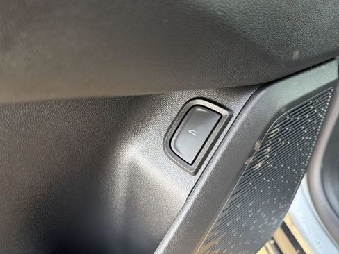 New 2026 Chevrolet Equinox LT w/ Convenience Package II image 27