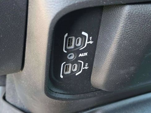 Used 2022 RAM 2500 Laramie AWD/4WD image 33