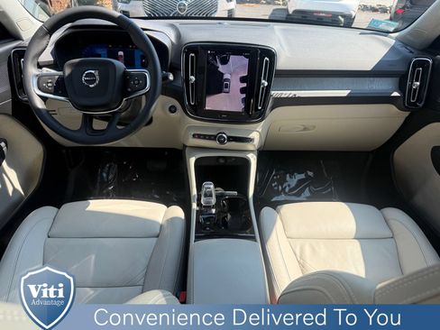 Used 2024 Volvo XC40 B5 Plus w/ Protection Package Premier AWD/4WD image 2