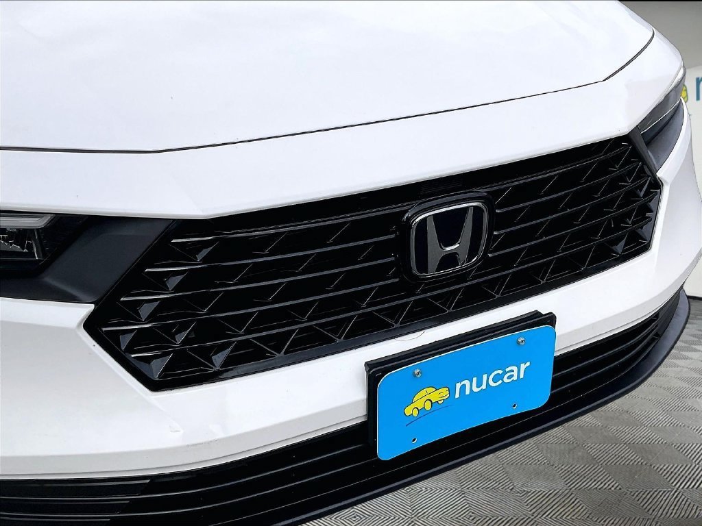 Used 2023 Honda Accord EX image 30
