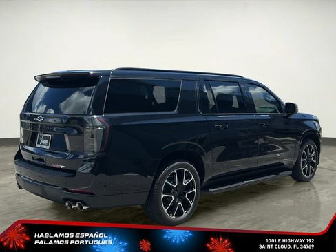 New 2026 Chevrolet Suburban RST w/ Advanced Technology Package AWD/4WD image 6